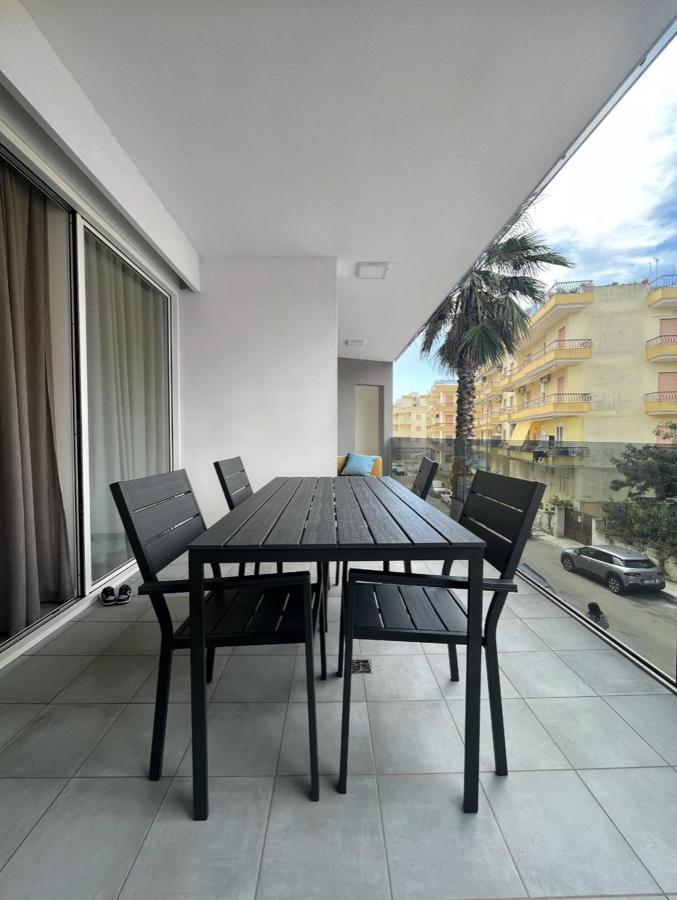 Modern And Spacious Appartement With Beach View. Gallipoli Esterno foto